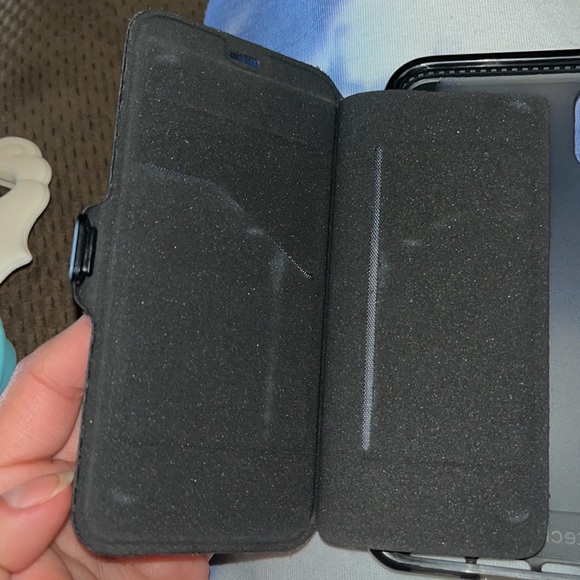 Tech21 Evo Wallet IPhone X Case - Picture 4 of 4